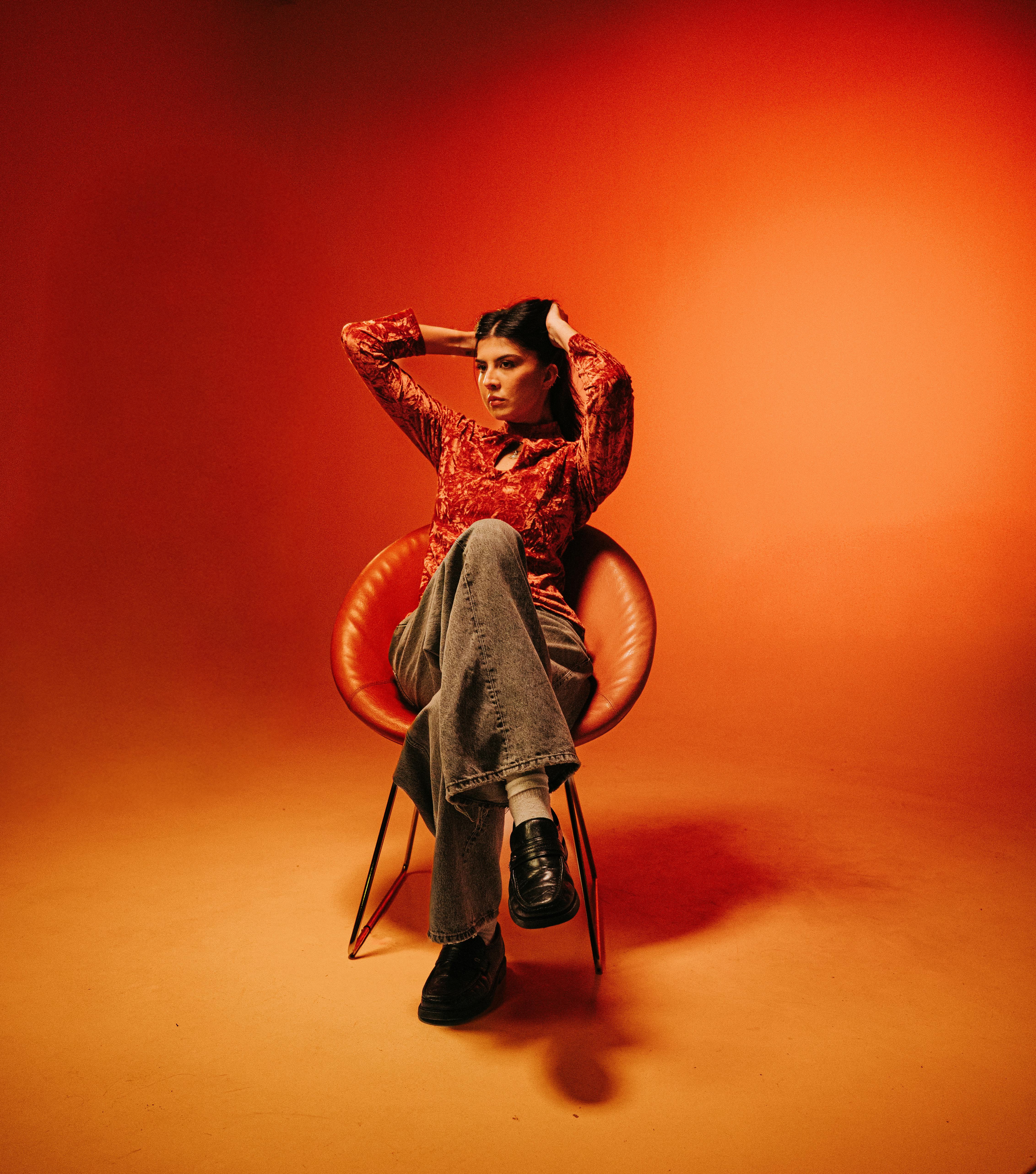 The Art of the "Switch": Why Convertible Fashion is the Future of Your Wardrobe