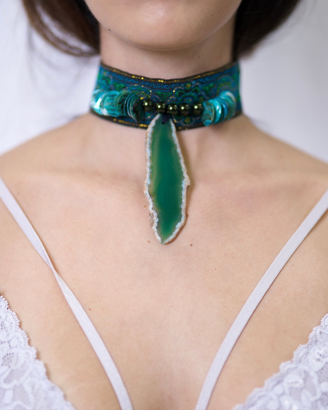 THE SERPENTINE CHOKER GREEN