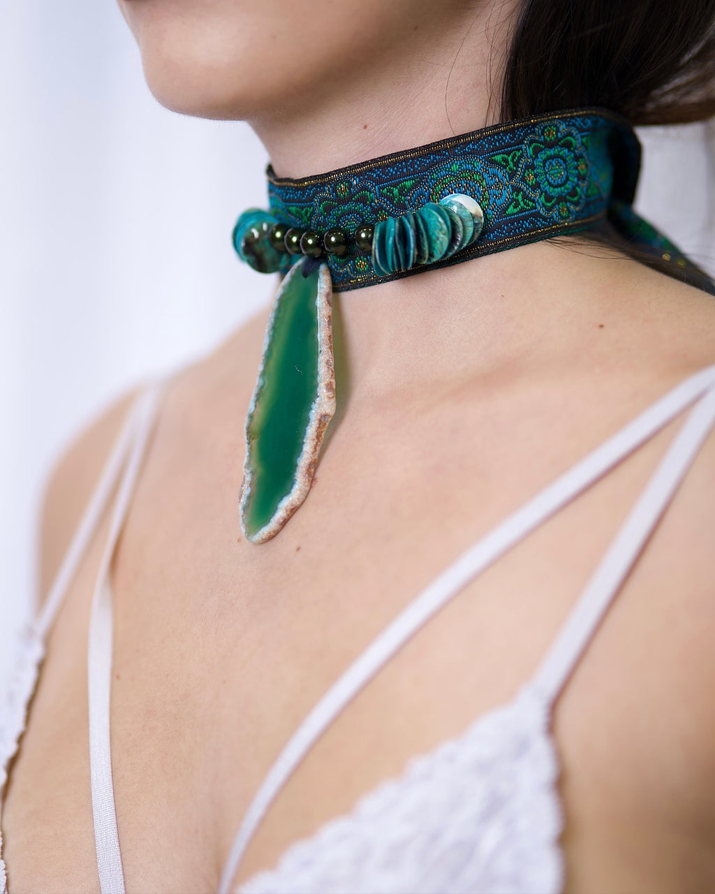 THE SERPENTINE CHOKER GREEN