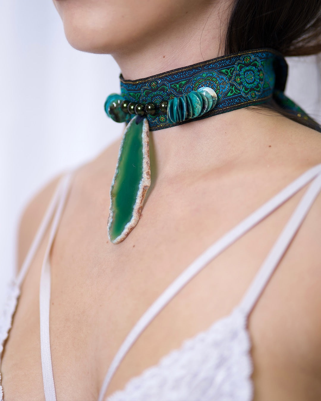 THE SERPENTINE CHOKER GREEN