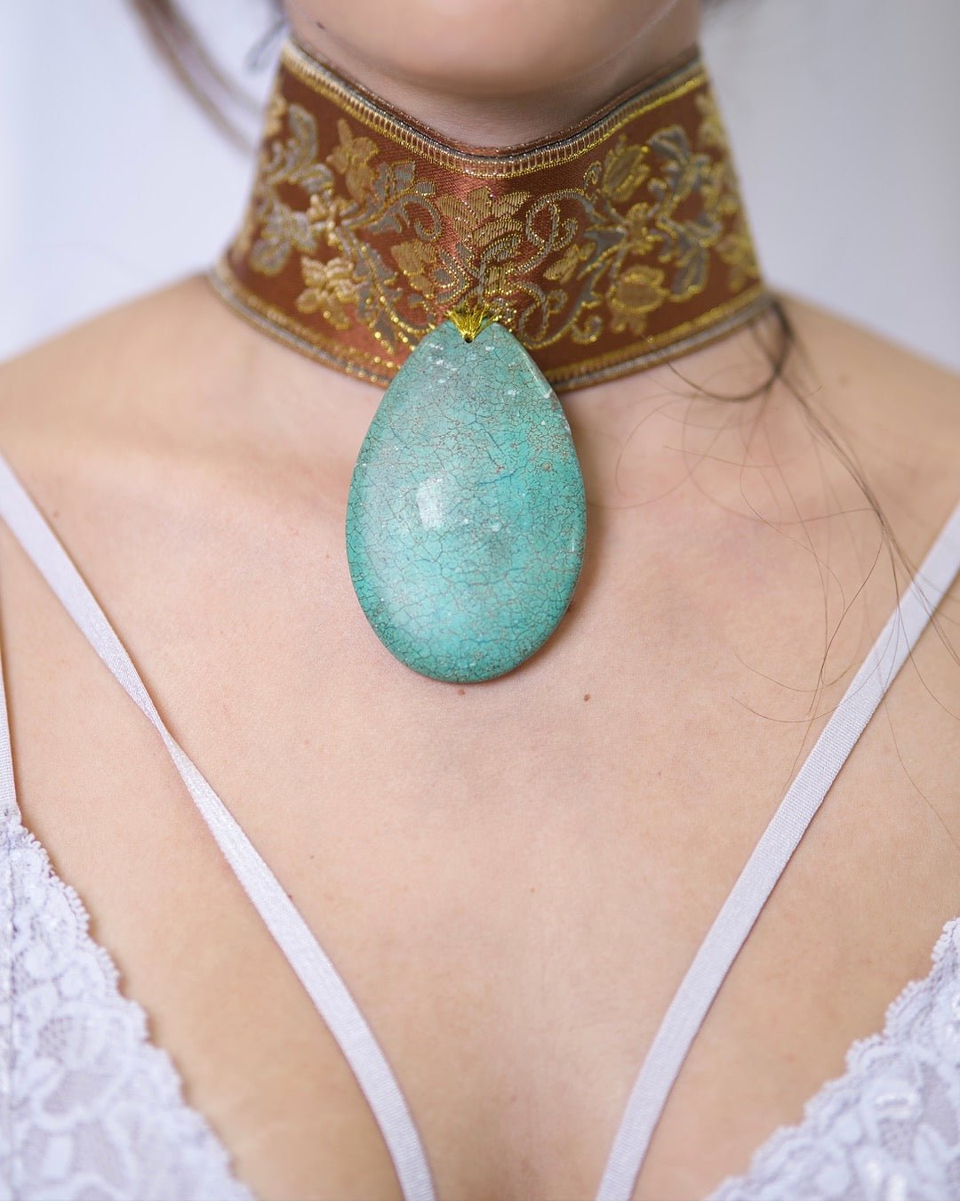 THE DYNASTY CHOKER - MVATIS