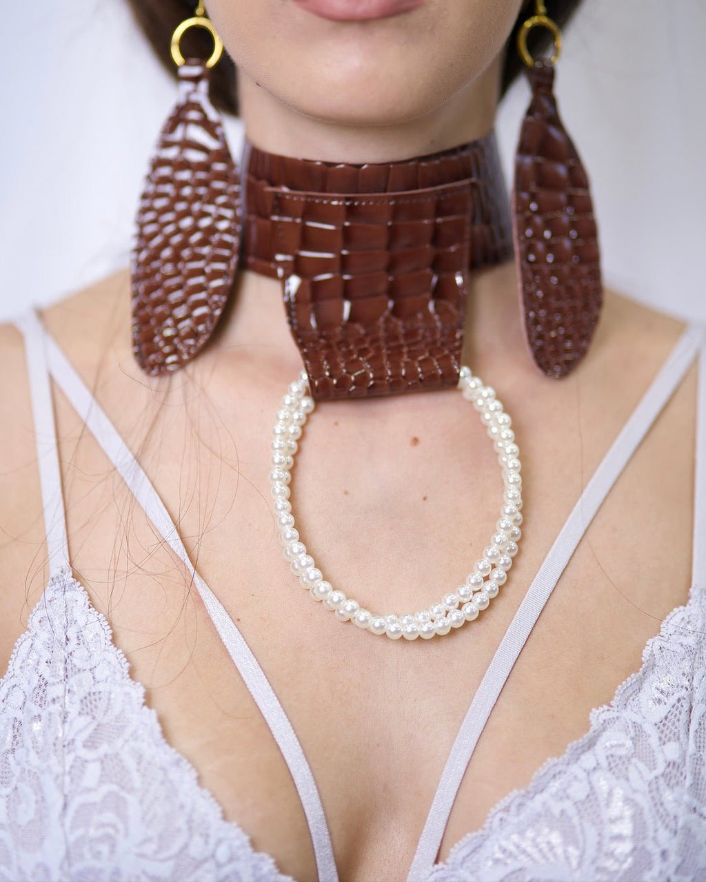 THE SEDUCTRESS CHOKER & EARRINGS - MVATIS
