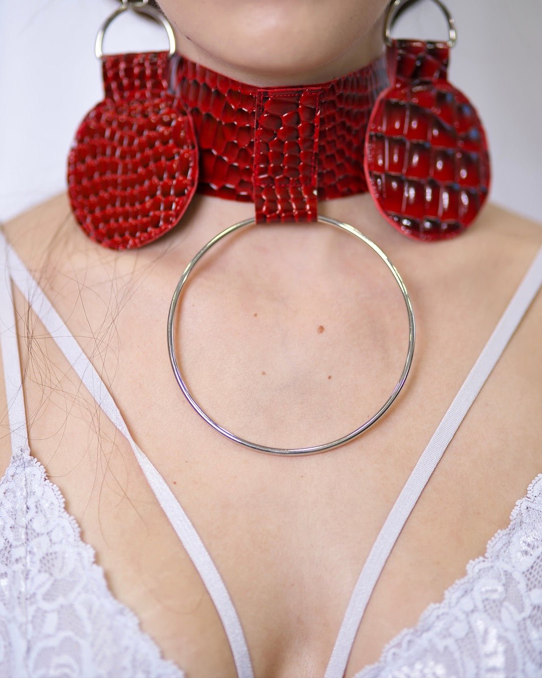THE TEMPTATION CHOKER & EARRINGS - MVATIS