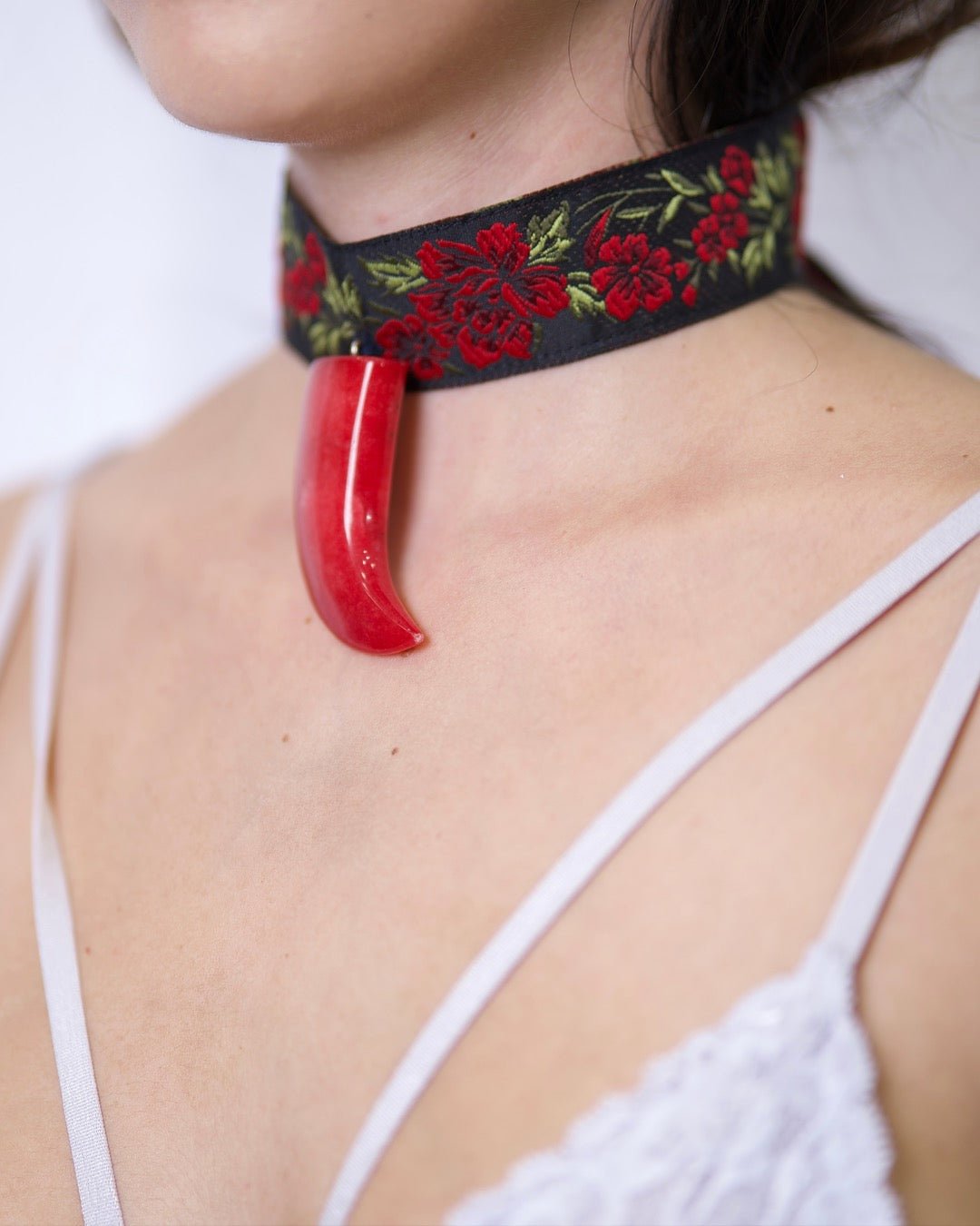 THE WILDFLOWER CHOKER - MVATIS