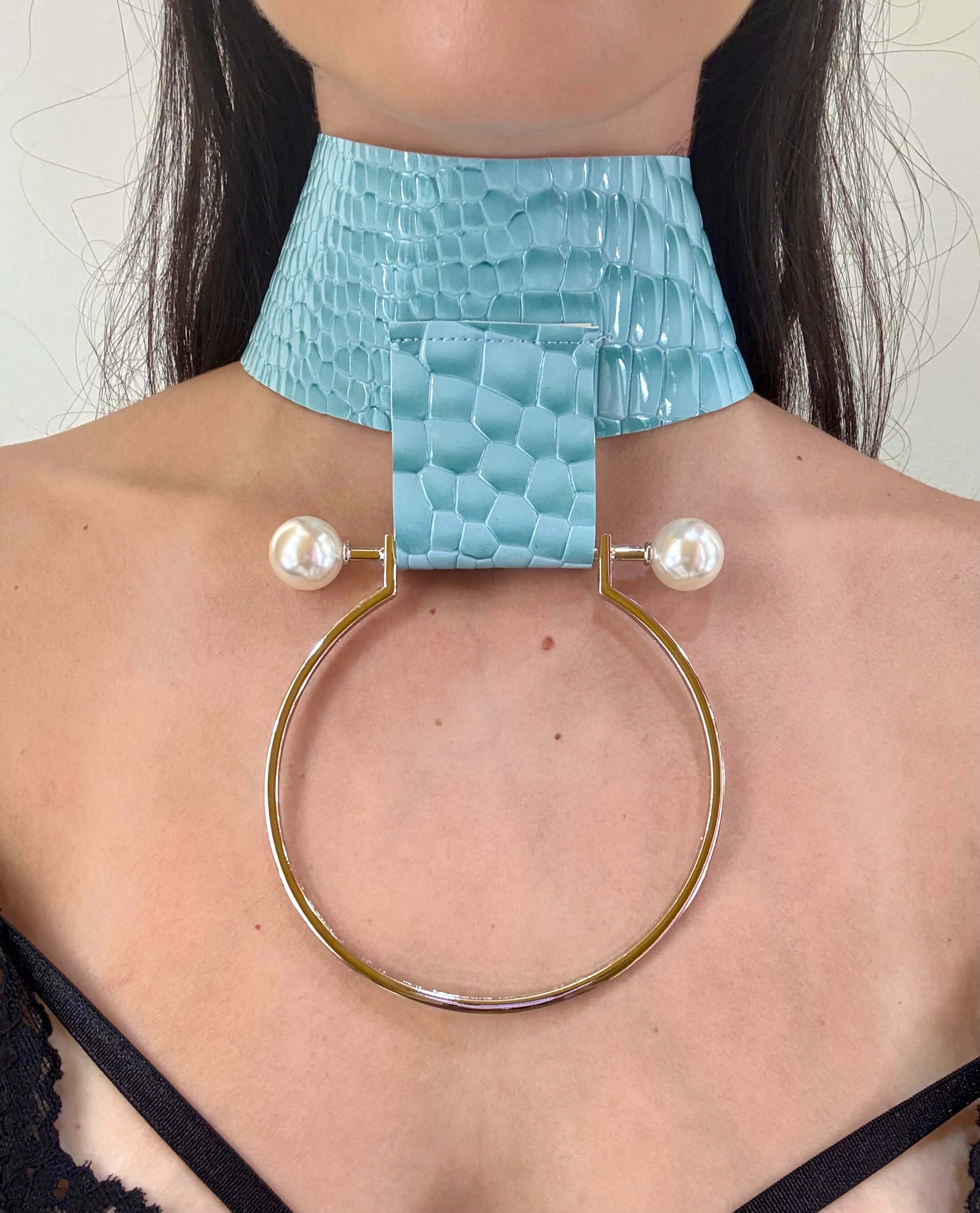 Halo Croc Chocker Necklace Sky Blue - MVATIS